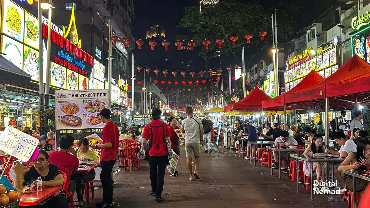 Jalan Alor Street Food Market at night